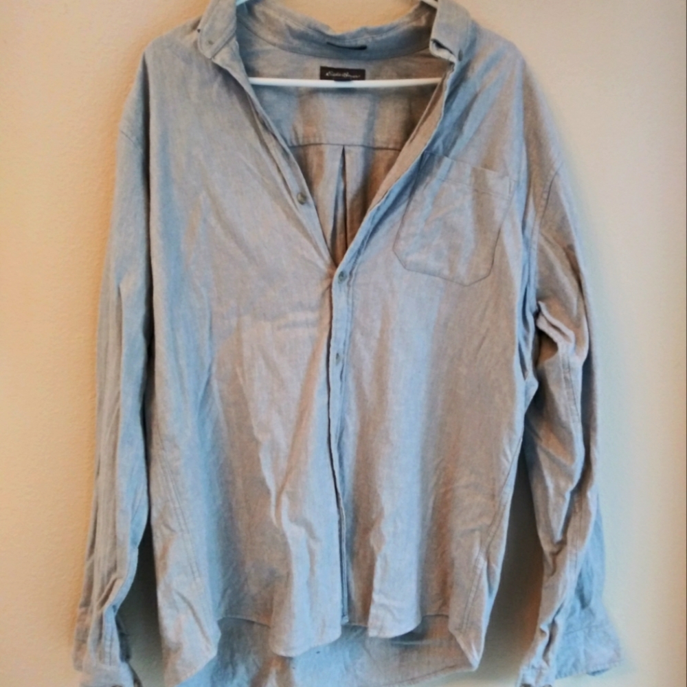 Great Condition Men's Eddie Bauer Long Sleeve Button Down